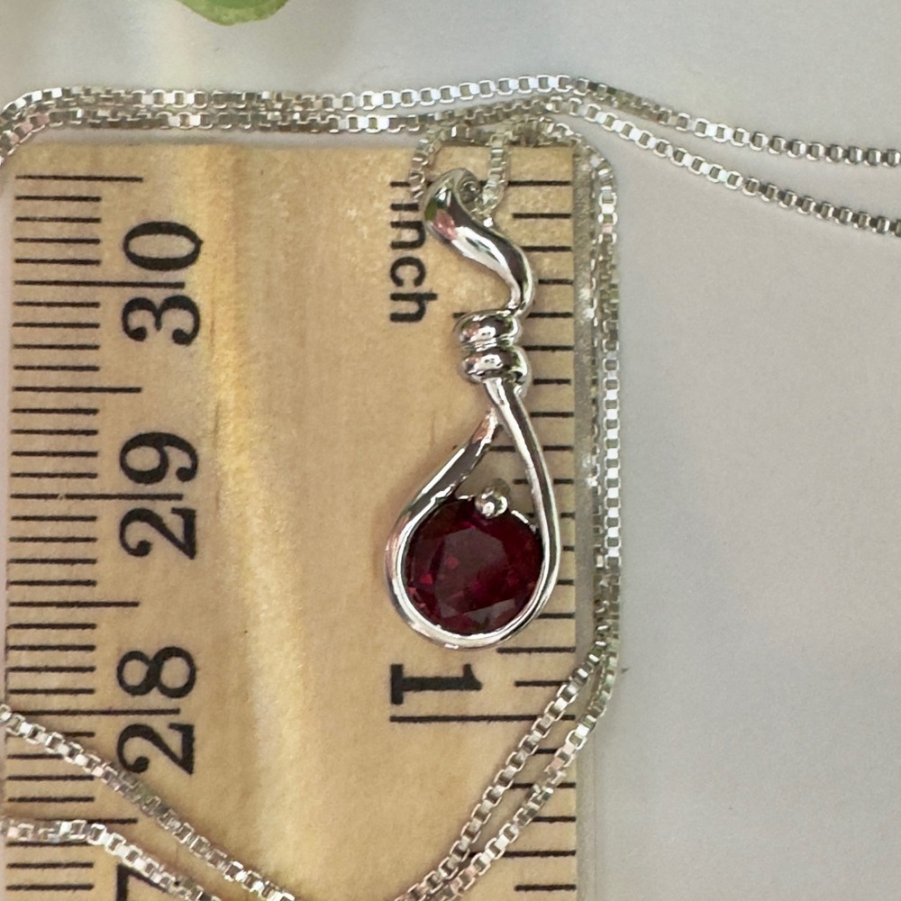 Vintage Unique Garnet Sterling Silver 925 Pendant with 14K gold Rhodium Finish - Picture 5 of 10